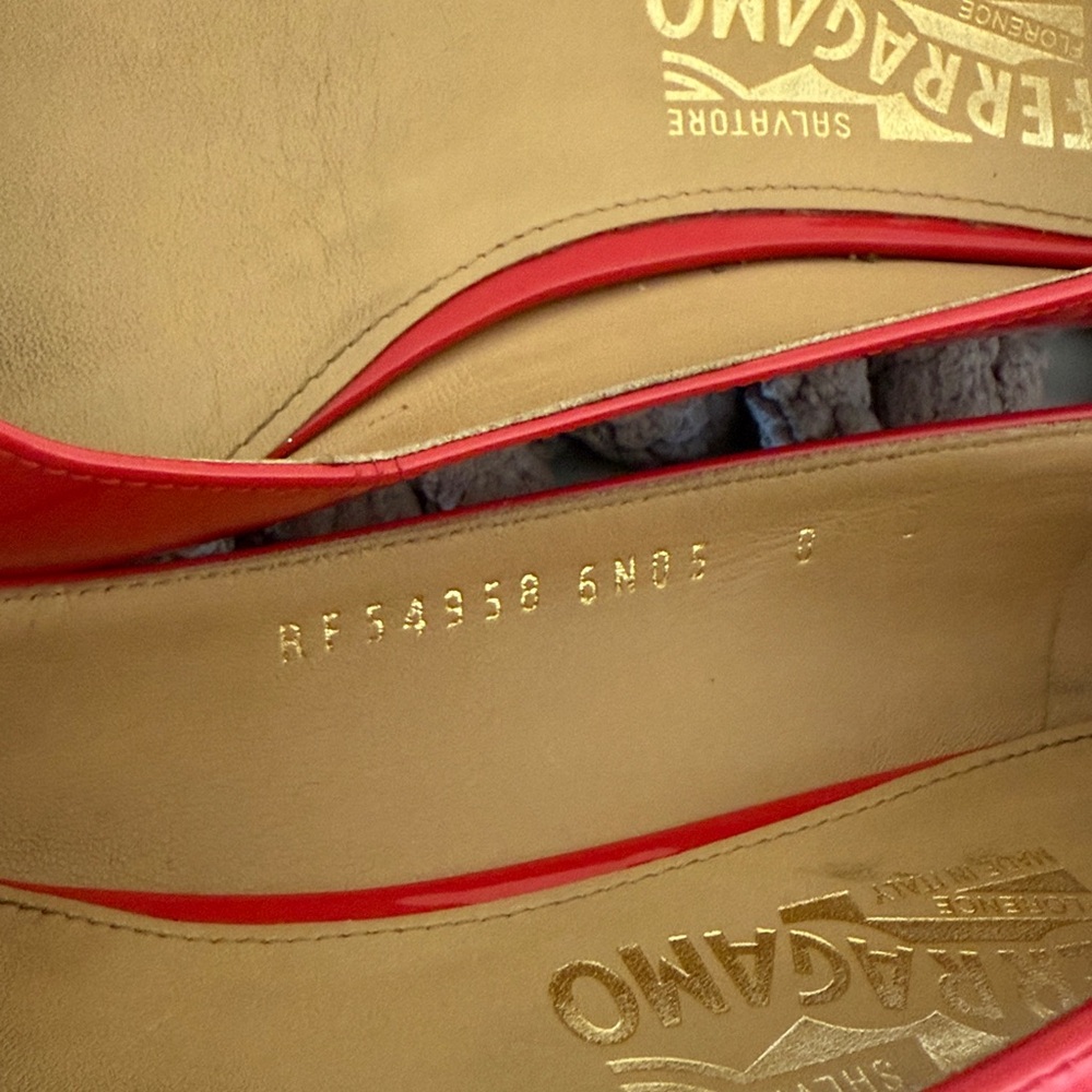 Salvatore Ferragamo Red Patent Leather flats - Picture 9 of 12